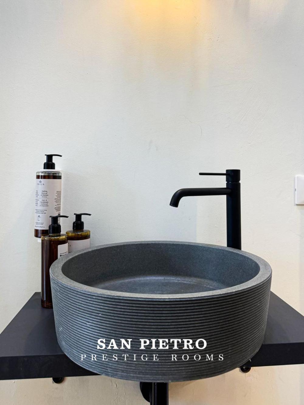San Pietro Prestige Rooms Roma Ngoại thất bức ảnh
